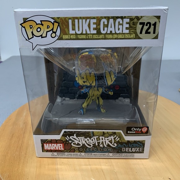 Funko Pop! Deluxe: Marvel - Luke Cage - GameStop (Exclusive) #721